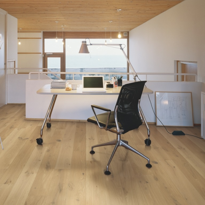 Parquet Pergo dans un bureau